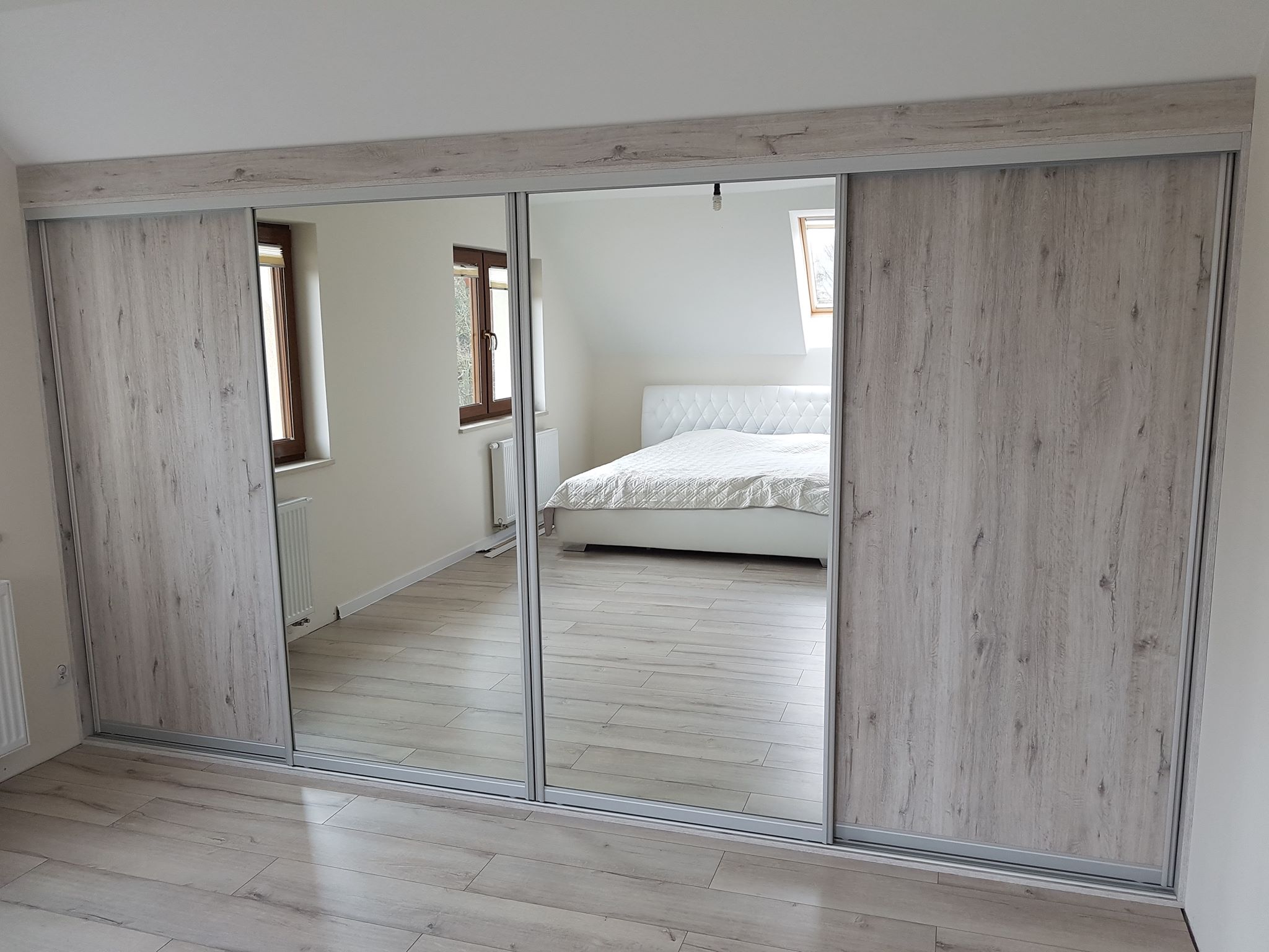 Meble na wymiar Jelenia Góra - Szafa wnękowa